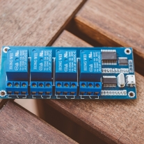 USB-Relay module ICSE012A front